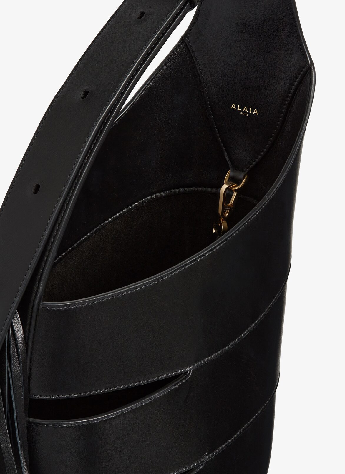 BABEL WITH FRINGES MEDIUM BAG IN GLOSSY SMOOTH CALFSKIN ALAÏA BLACK BABEL WITH FRINGES MEDIUM BAG IN GLOSSY SMOOTH CALFSKIN